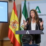 La consejera andaluza de Inclusión Social, Juventud, Familias e Igualdad, Loles López. EFE/Raúl Caro