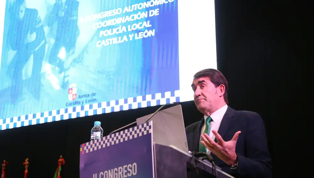 El consejero Suárez-Quiñones inaugura el Congreso