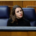 MADRID, 24/11/2022.- La ministra de Igualdad, Irene Montero, durante la ultima jornada de debate y votación de los presupuestos en el pleno del Congreso, este jueves. EFE/ Chema Moya