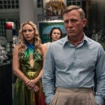 Daniel Craig repite como Benoit Blanc en la secuela de "Puñales por la espalda", que llegará a Netflix el próximo 23 de diciembre - John Wilson/Netflix © 2022.