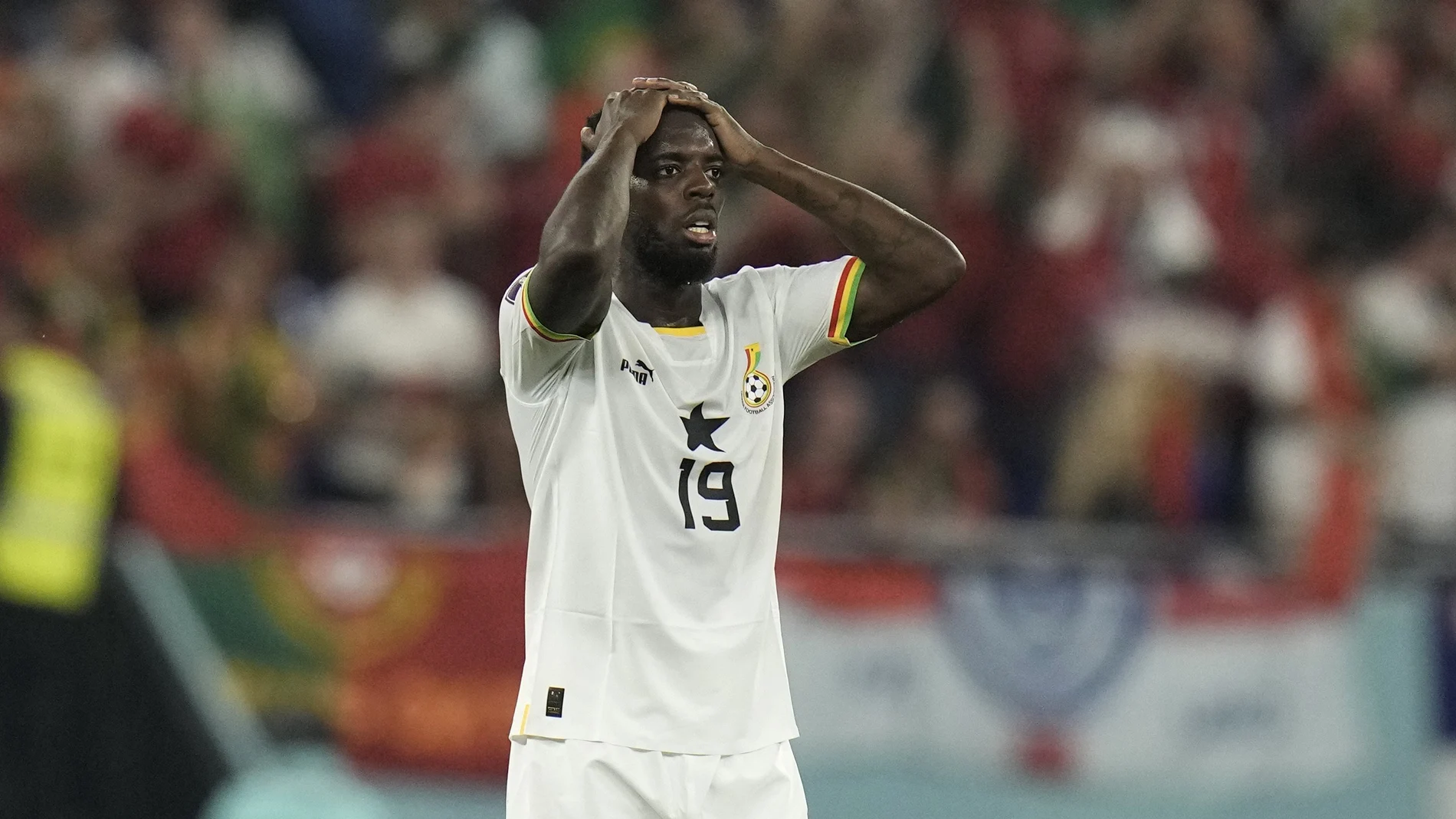 Iñaki Williams se lamenta después de tener la oportunidad del 3-3 de Ghana a Portugal