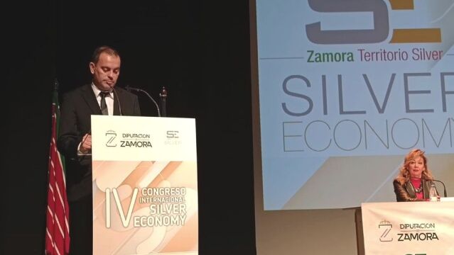 Francisco José Requejo, presidente de la Diputación de Zamora, inaugura el IV Congreso Silver Economy