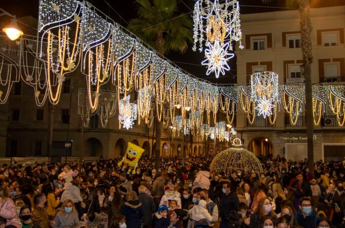 Huelva hace coincidir el encendido con el Black Friday
