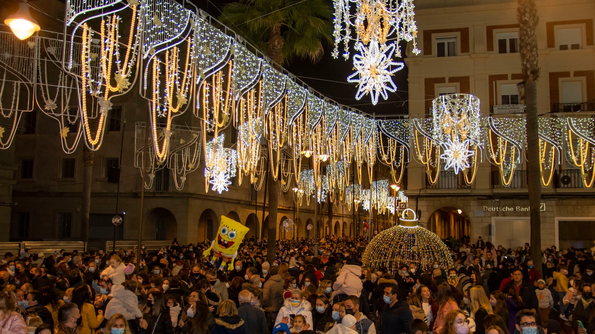 Huelva hace coincidir el encendido con el Black Friday