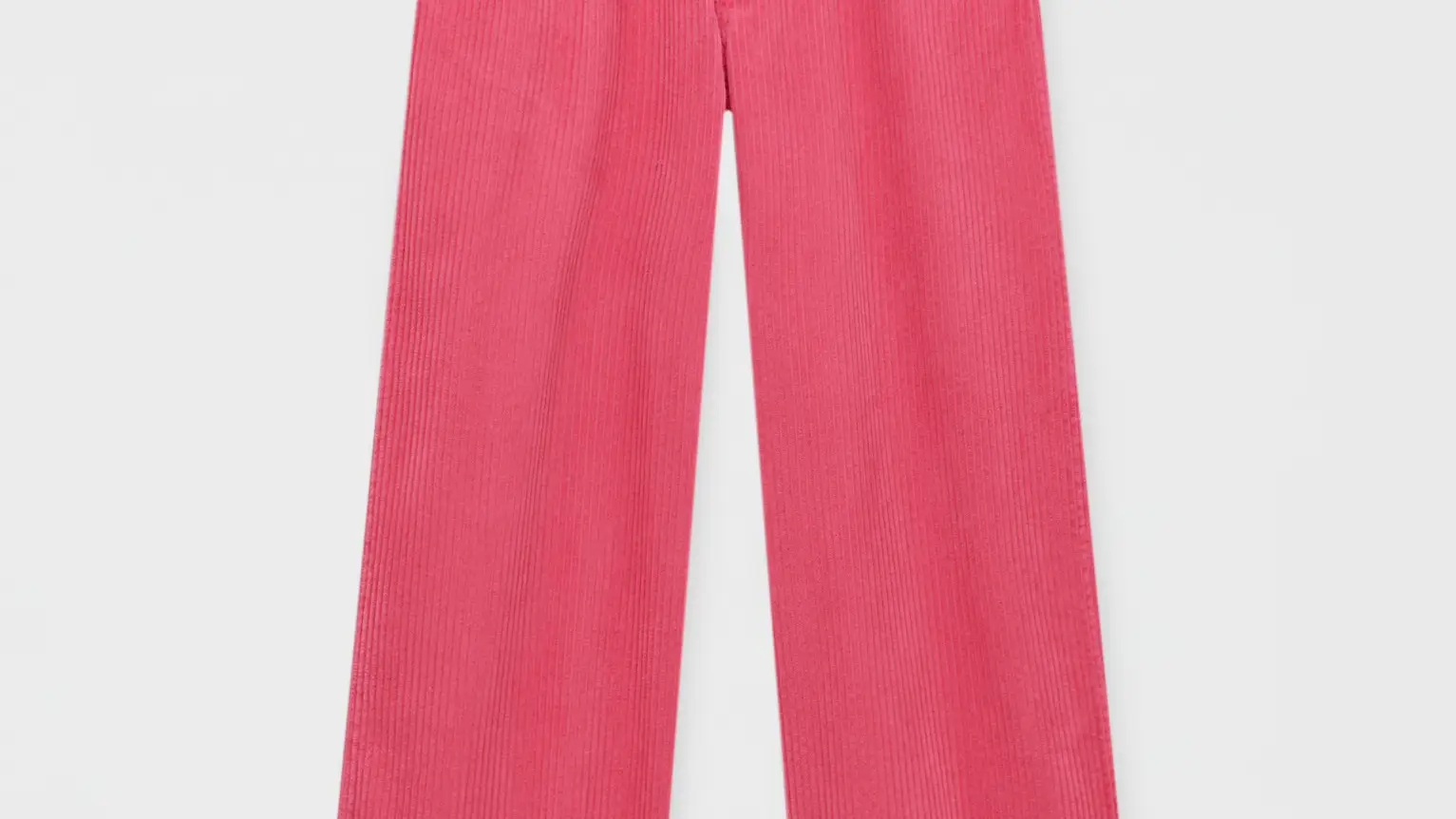 Pantalón pana rosa.