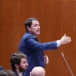 Fernández Mañueco interviene en el Pleno de las Cortes