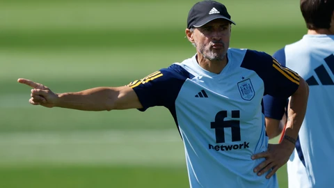 Luis Enrique, en el último entrenamiento de España