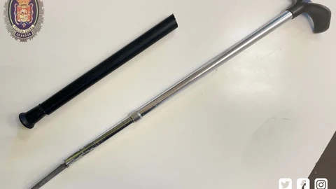 Bastón incautado con un cuchillo dentro