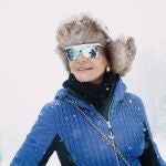 Naty Abascal con look de Armani en la nieve