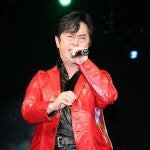 Ichiro Mizuki fue un cantante reconocido en Japón, coronado como el «Emperador de los temas de anime»