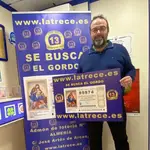 Jesús Ibáñez, responsable de la administración de lotería &#39;La trece&#39; de Almería. LA TRECE