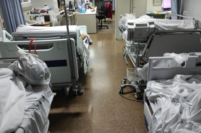 Fotografía del box de Urgencias del Hospital La Ribera de Alzira