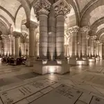 Mar de columnas de la cripta de la Almudena