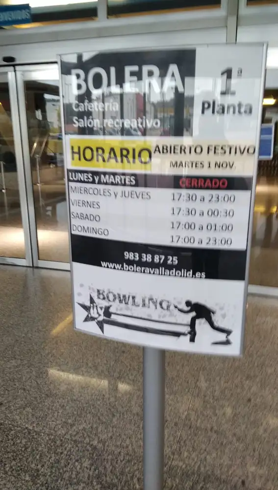 Horario de la Bolera ubicada en el primer piso