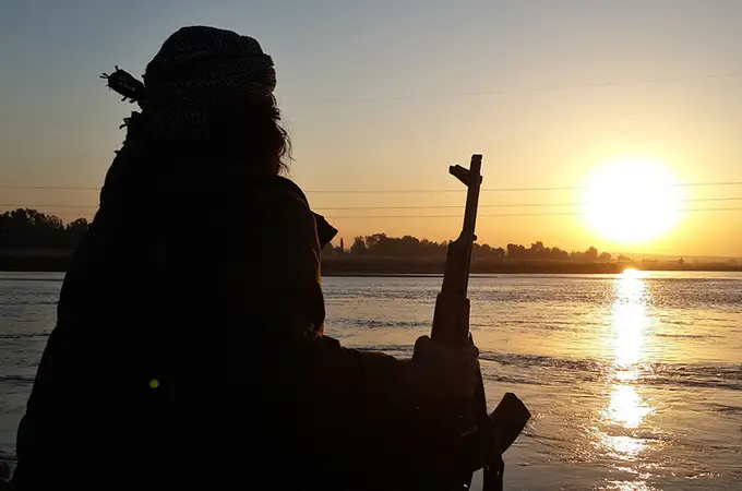 Memorias de un francotirador kurdo contra el Daesh: “La imagen del primer muerto aún la tengo fresca”