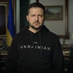 El presidente ucraniano, Volodimir Zelenski, pronuncia su discurso nocturno al pueblo de Ucrania desde el Palacio Mariyinsky