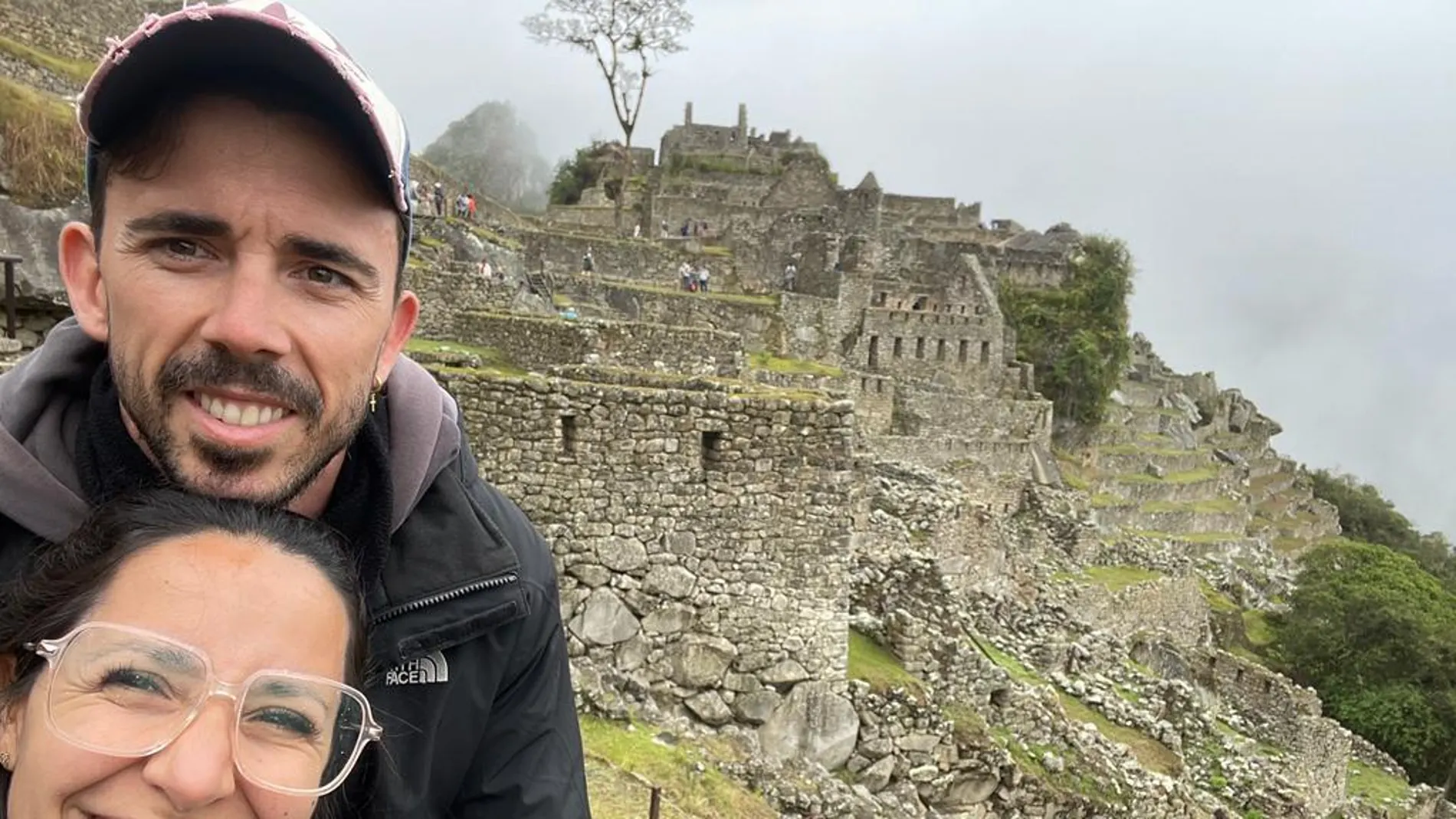 José y Sabrina, españoles en Perú de luna de miel