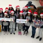 Alumnos de sexto del colegio Iñigo de Toro montan un mercado navideño a favor de la asociación Pyfano Castilla y León de menores oncológicos ante la celebración el miércoles del Día Nacional del Niño con Cáncer