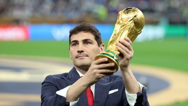 Iker Casillas. EFE/Tolga Bozoglu
