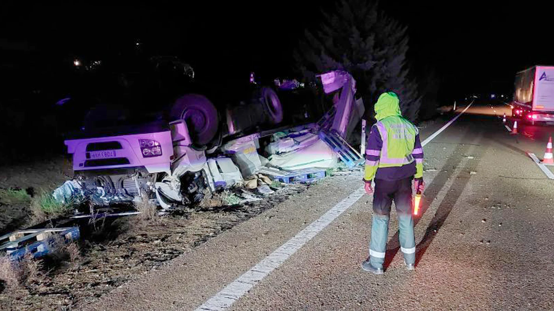 Accidente de tráfico en la A-6, en Villalobos (Zamora) en el que falleció una persona
