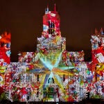 Escenas del espectáculo visual realizado mediante videomapping proyectadas en la fachada del Ayuntamiento de Madrid, Palacio de Cibeles