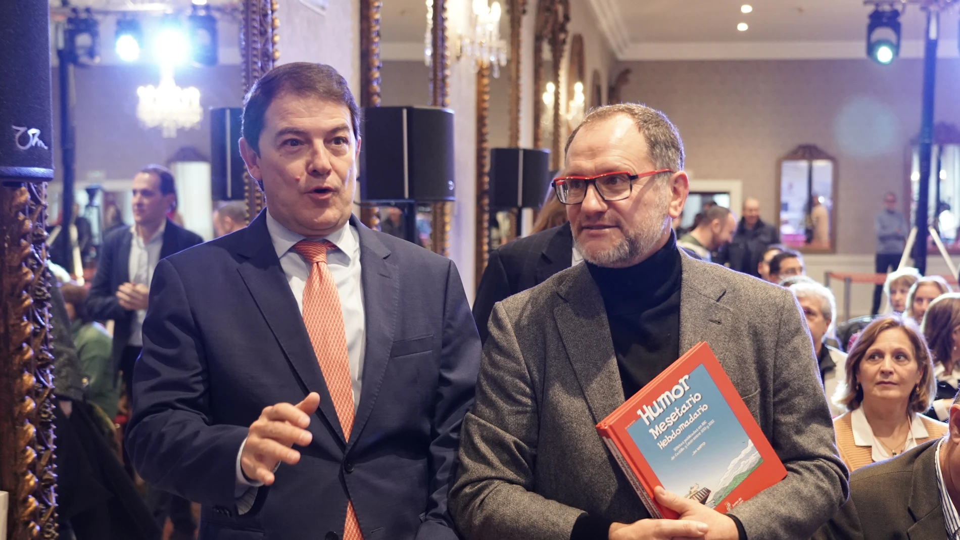 Alfonso Fernández Mañueco durante la presentación del libro 'Humor mesetario hebdomadario'