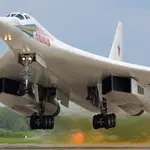 Imagen de archivo del avión de combate Tupolev Tu-160M, también conocido como “Cisne blanco”