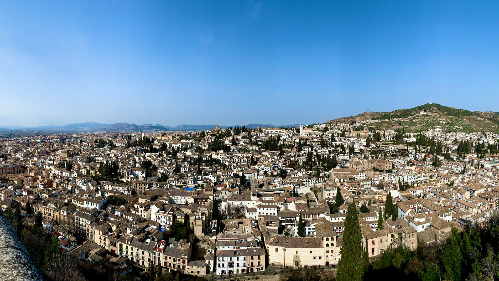 Vista panorámica de esta histórica urbe desde La Alhambra