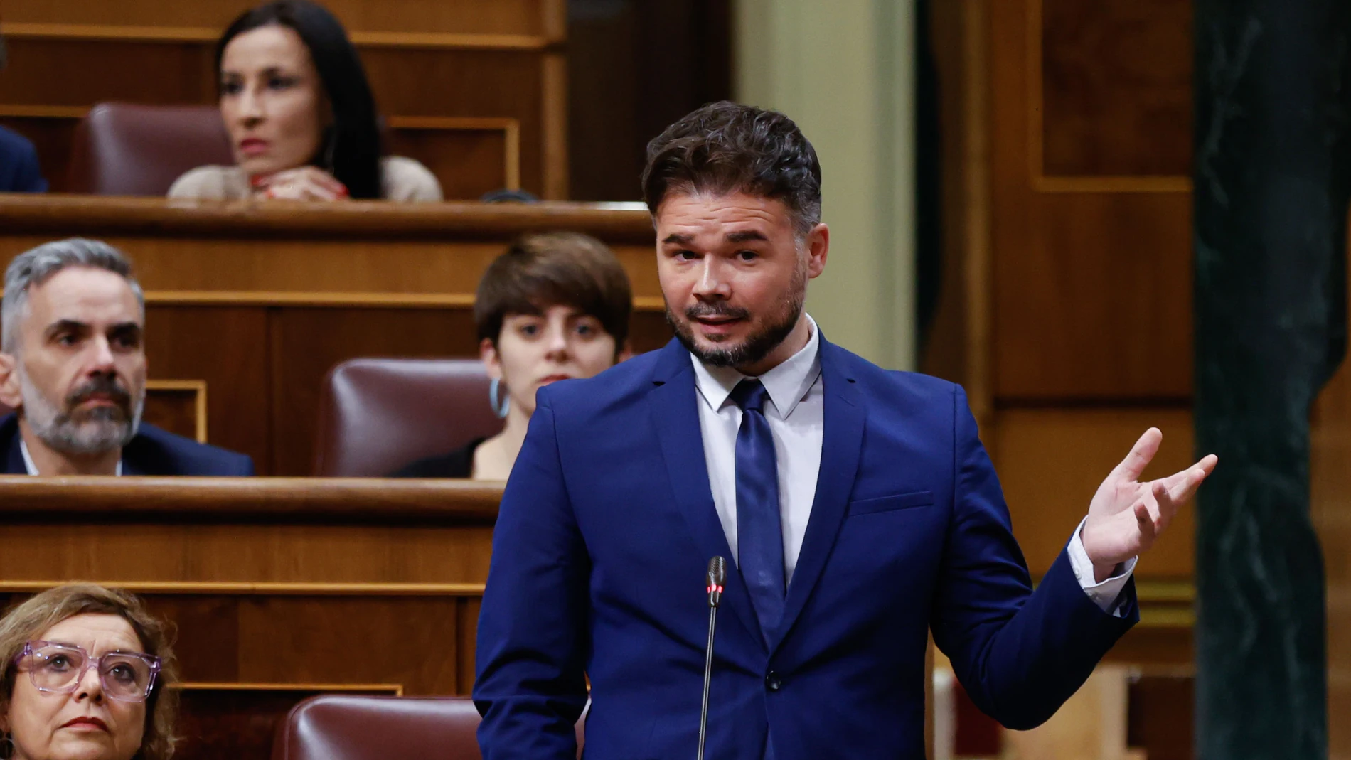 El portavoz de ERC en el Congreso, Gabriel Rufián, interviene durante la sesión de control celebrada, este miércoles, en el Congreso de los Diputados.