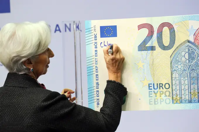 El euro cumple años con máximo apoyo y dando la bienvenida a Croacia