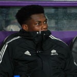 Aurelien Tchouameni, en el banquillo en un partido del Real Madrid