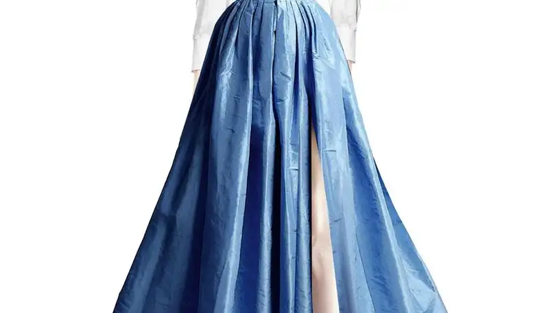 El look de dos piezas de Mariló Montero para dar las campanadas.