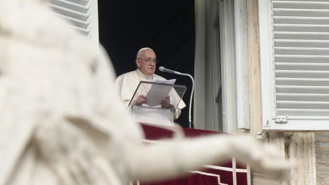El Papa Francisco, durante el rezo del Ángelus