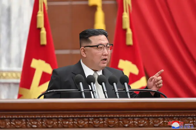 Kim Jong Un planea redoblar su arsenal nuclear