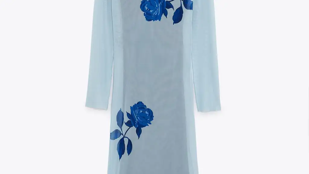 Vestido tul estampado, de Zara