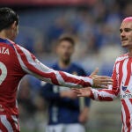 Álvaro Morata felicita por su asistencia del primer gol a su compañero Antoine Griezmann