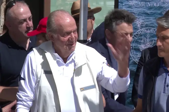 El viaje de Juan Carlos I incomoda a Moncloa: «No es un asunto vital»