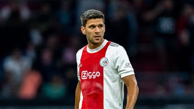 Lisandro Magallán con el Ajax.