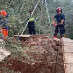 Rescate de un hombre caído a un pozo de Cártama