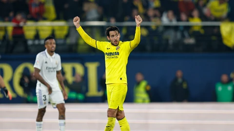 Dani Parejo con el Villarreal. EFE / Biel Alino