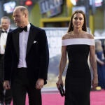 El Príncipe Guillermo y Kate Middleton, en el estreno de una película
