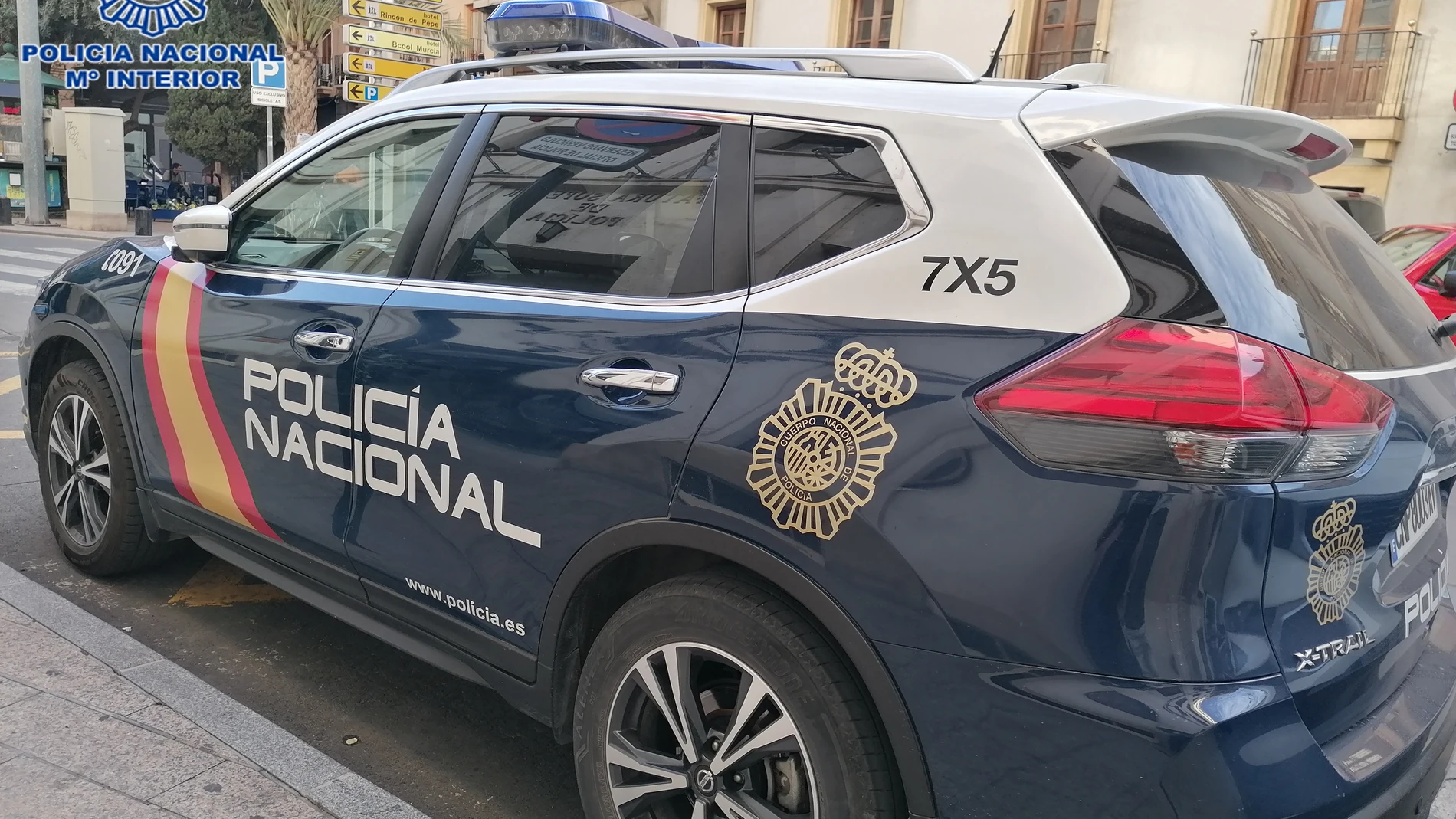 La Policía Nacional detiene a dos personas por estafar a más de 100 personas con los billetes de autobús en la Estación de San Andrés