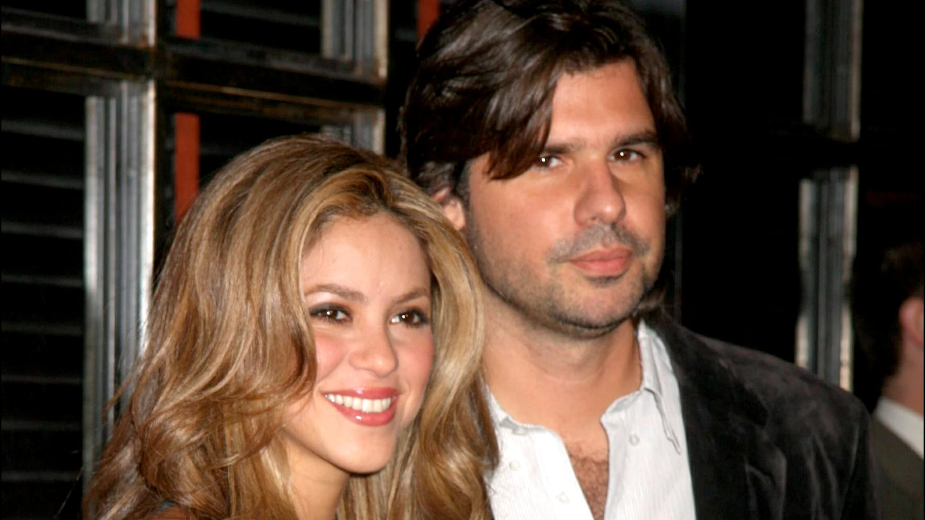 Shakira y Antonio de la Rúa en una imagen de archivo
