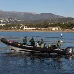 El Grupo Especial de Actividades Subacuáticas (GEAS) de la Guardia Civil lleva cinco días de búsqueda.EFE/Carlos Díaz