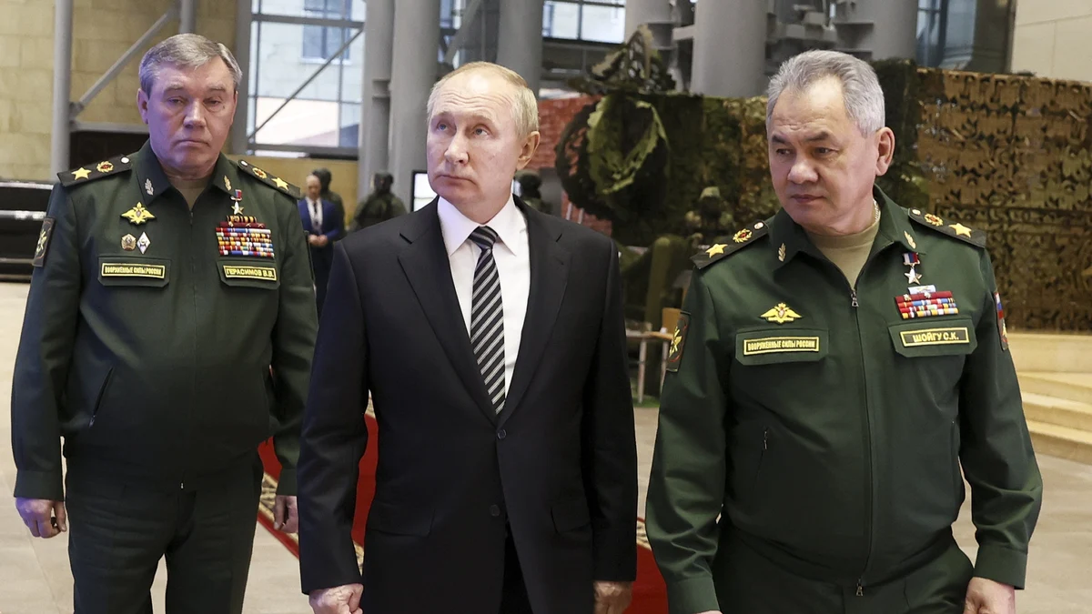 Un jefe del Estado Mayor, cuarta víctima de la purga del Kremlin en el Ministerio de Defensa