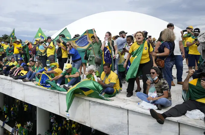 Brasil se enfrenta a la insurección bolsonarista