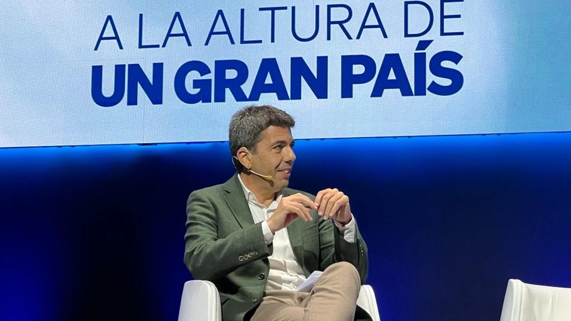 El presidente del PPCV, Carlos Mazón, en el acto del PP hoy en Zaragoza