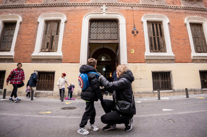El Colegio de la Purisima Concepcion tiene previsto cerrar este año pese a las protestas de padres y profesores
