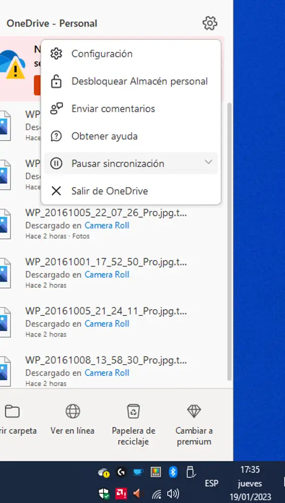 Pausa la sincronización de OneDrive.