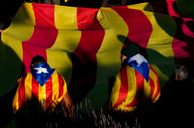 El rechazo a la independencia (50%) se consolida en Cataluña, mientras el 